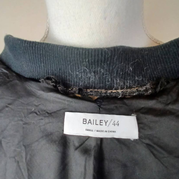 Baily 44 Leopard Print Jacket - Picture 6 of 9